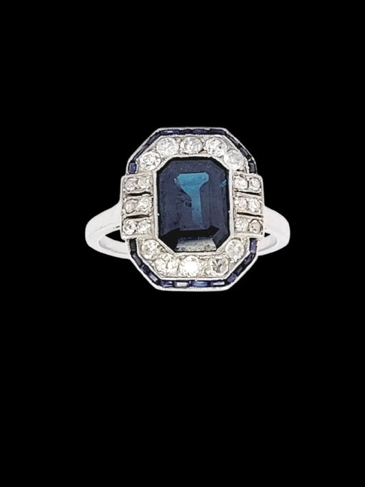 Art deco sapphire and diamond engagement ring
SKU: 7923