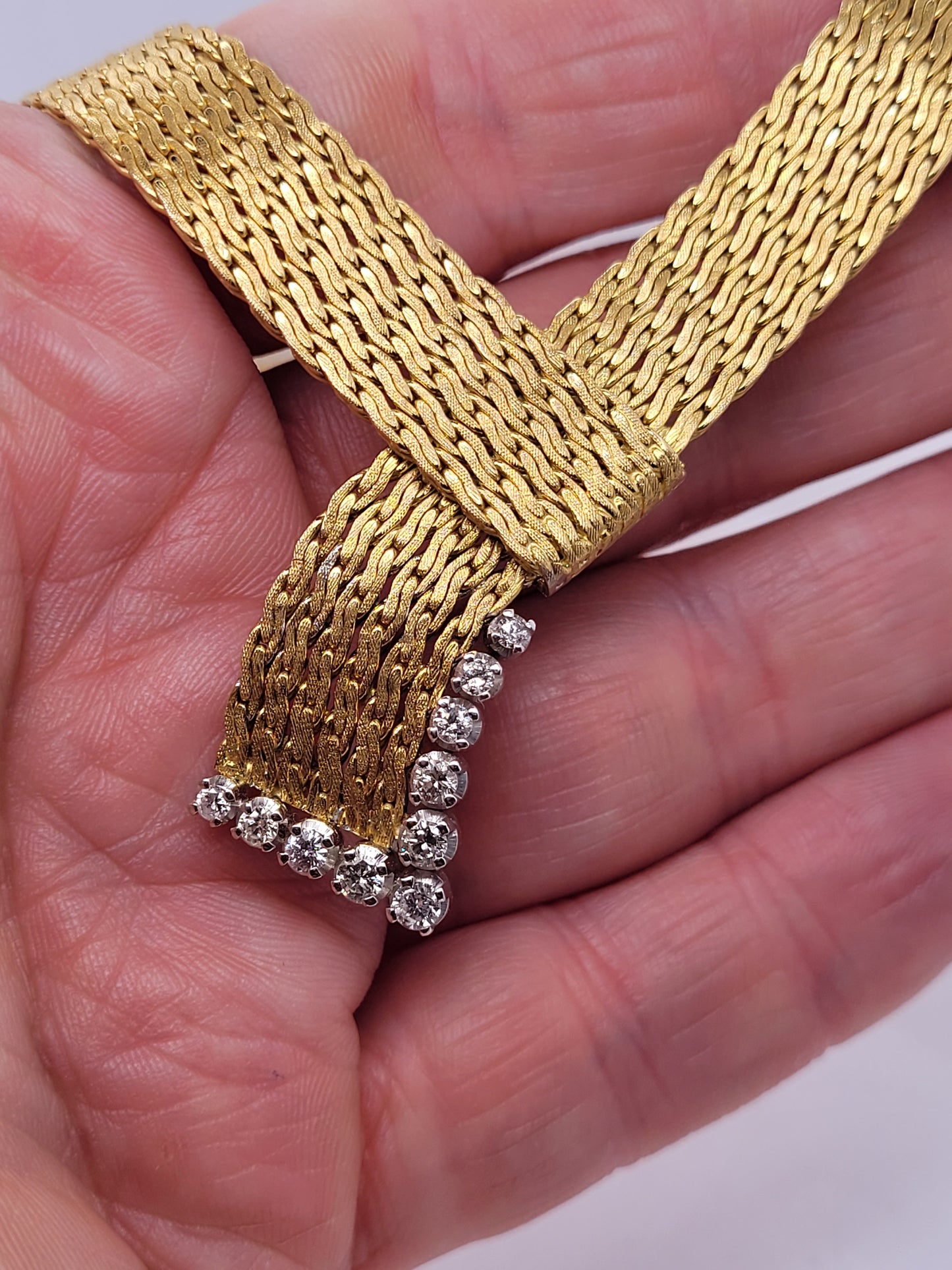 Vintage 18ct woven gold necklace with diamonds
SKU: 7159