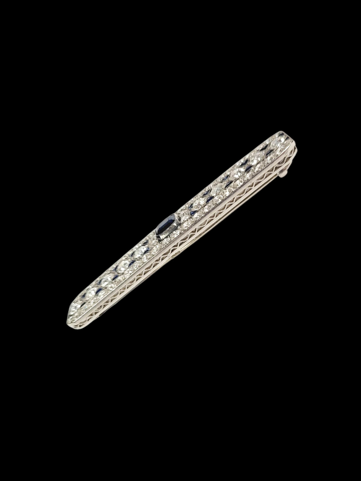 Sapphire and diamond art deco diamond brooch
SKU: 8342