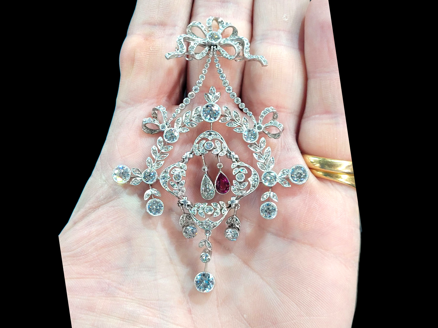 Belle epoque ruby and diamond pendant/brooch
SKU: 8353