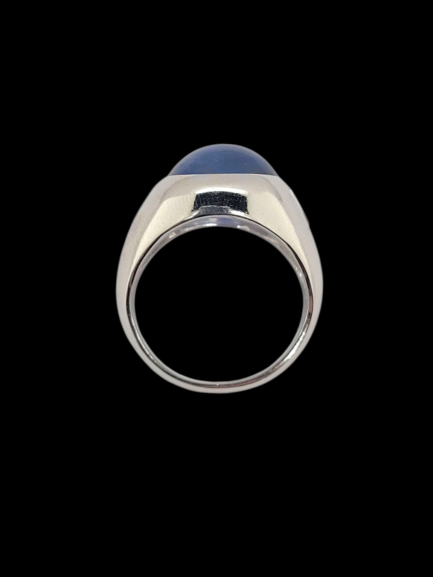 Star sapphire and tapering baguette diamond ring
SKU: 8357