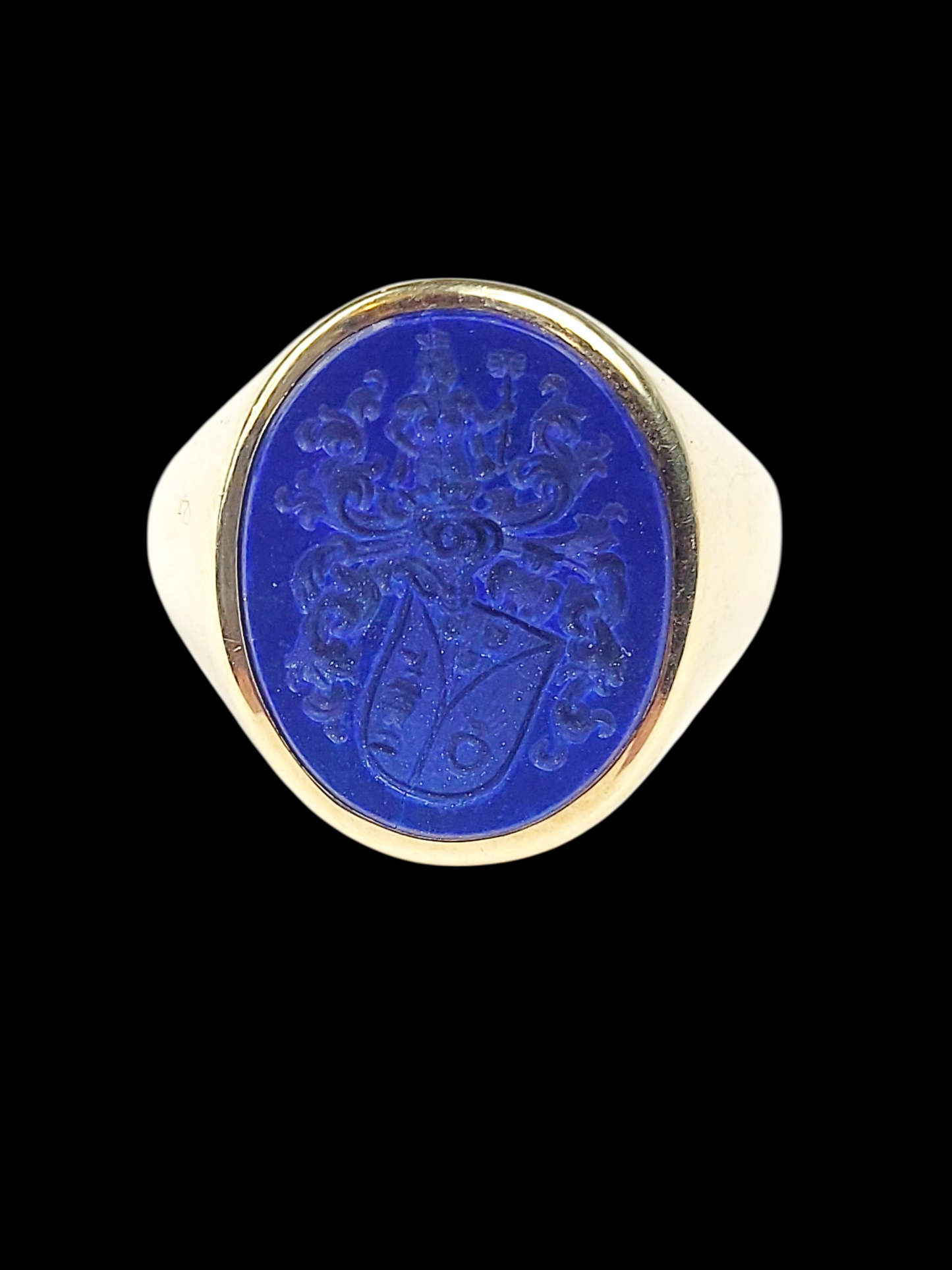 Lapis lazuli intaglio signet ring
SKU: 8380