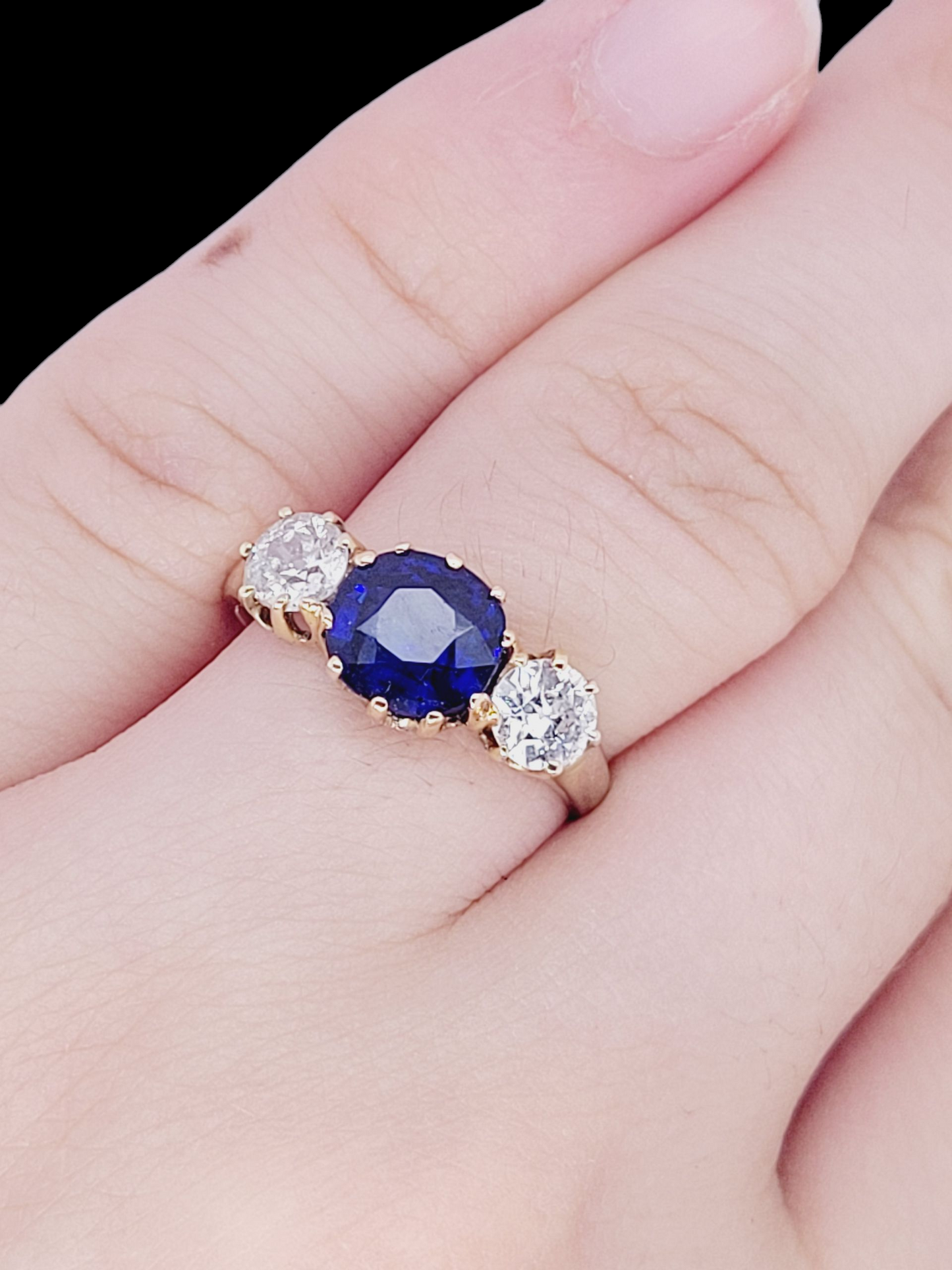 Antique sapphire and diamond engagement ring
SKU: 8393