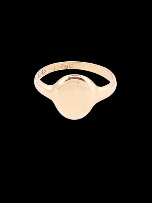 Ladies rose gold signet ring
SKU: 8399