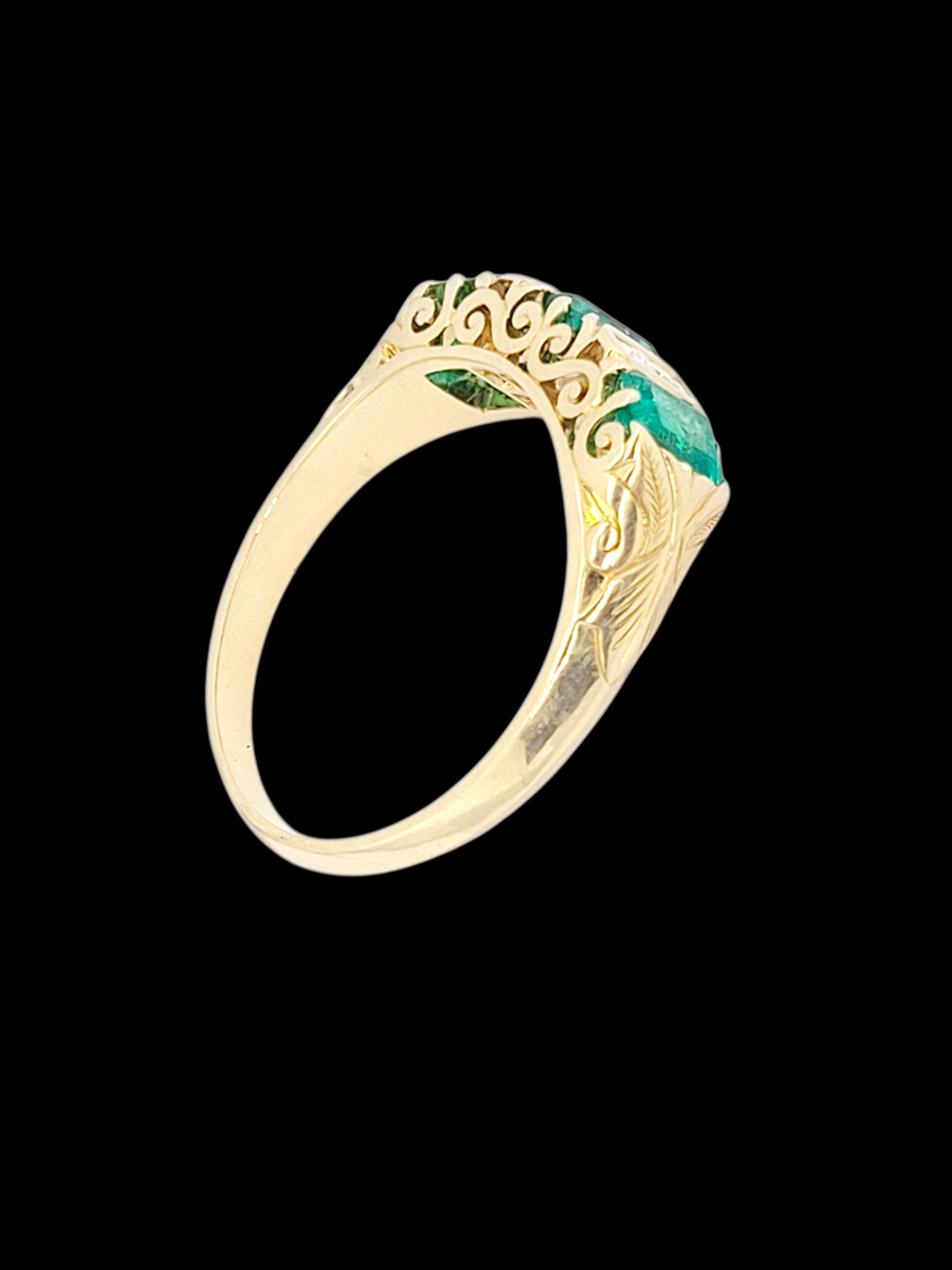 Emerald and diamond carved half hoop ring
SKU: 8401