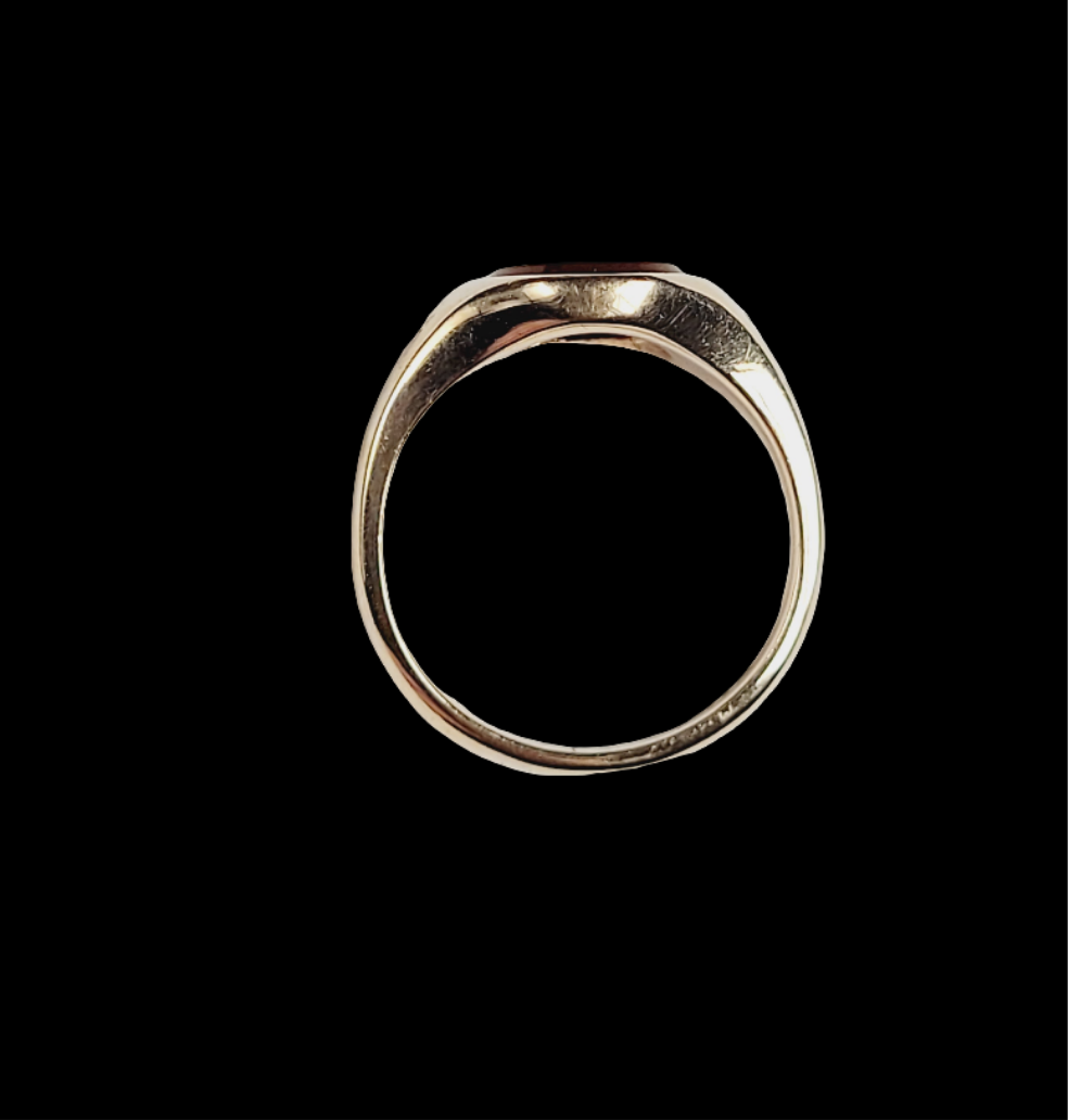 Dark red oval cornelian 9ct gold signet ring sku 8447
