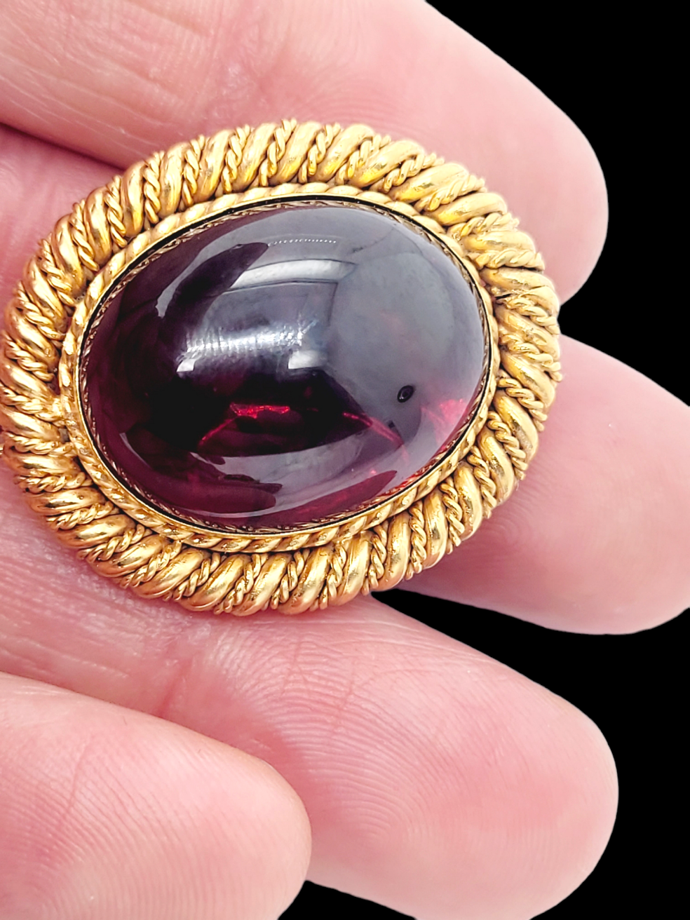 Antique Cabochon garnet brooch