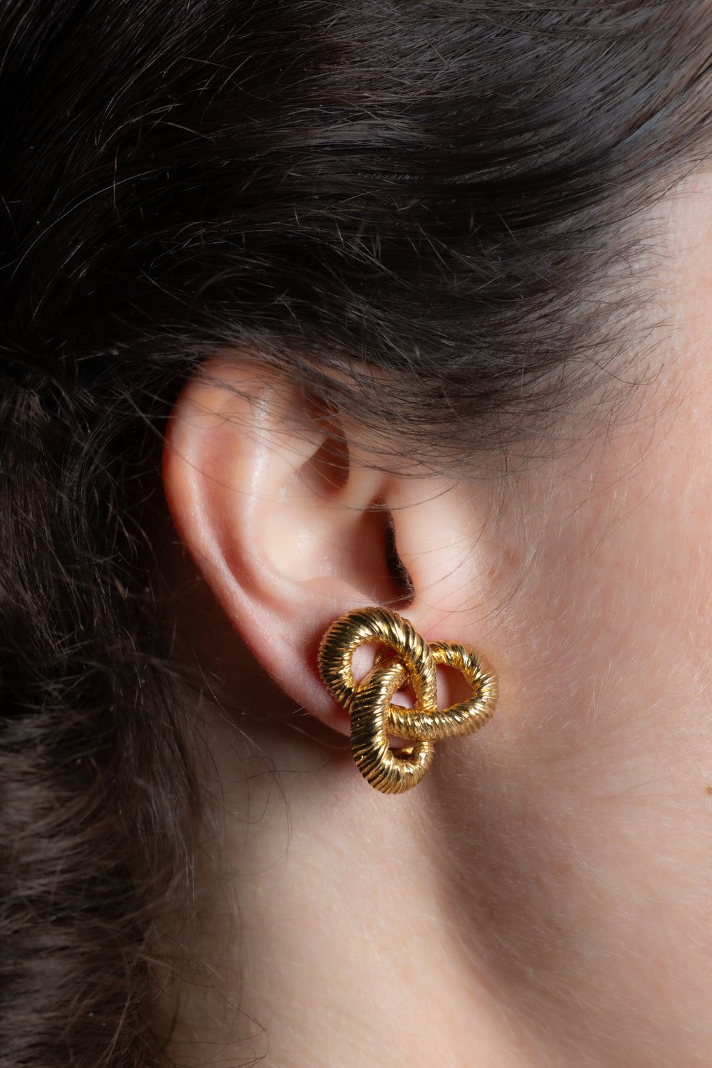 18ct yellow gold vintage earrings
SKU: 7876