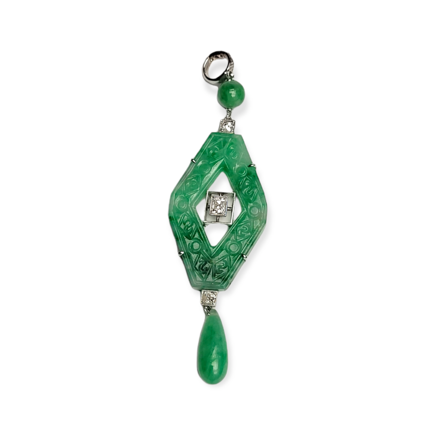 Art deco Jade and diamond pendant