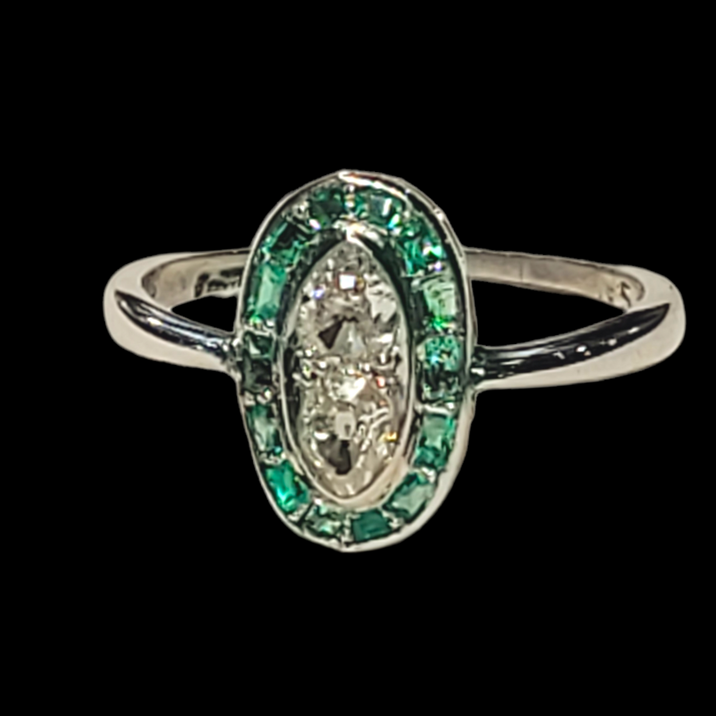 Emerald and diamond ring