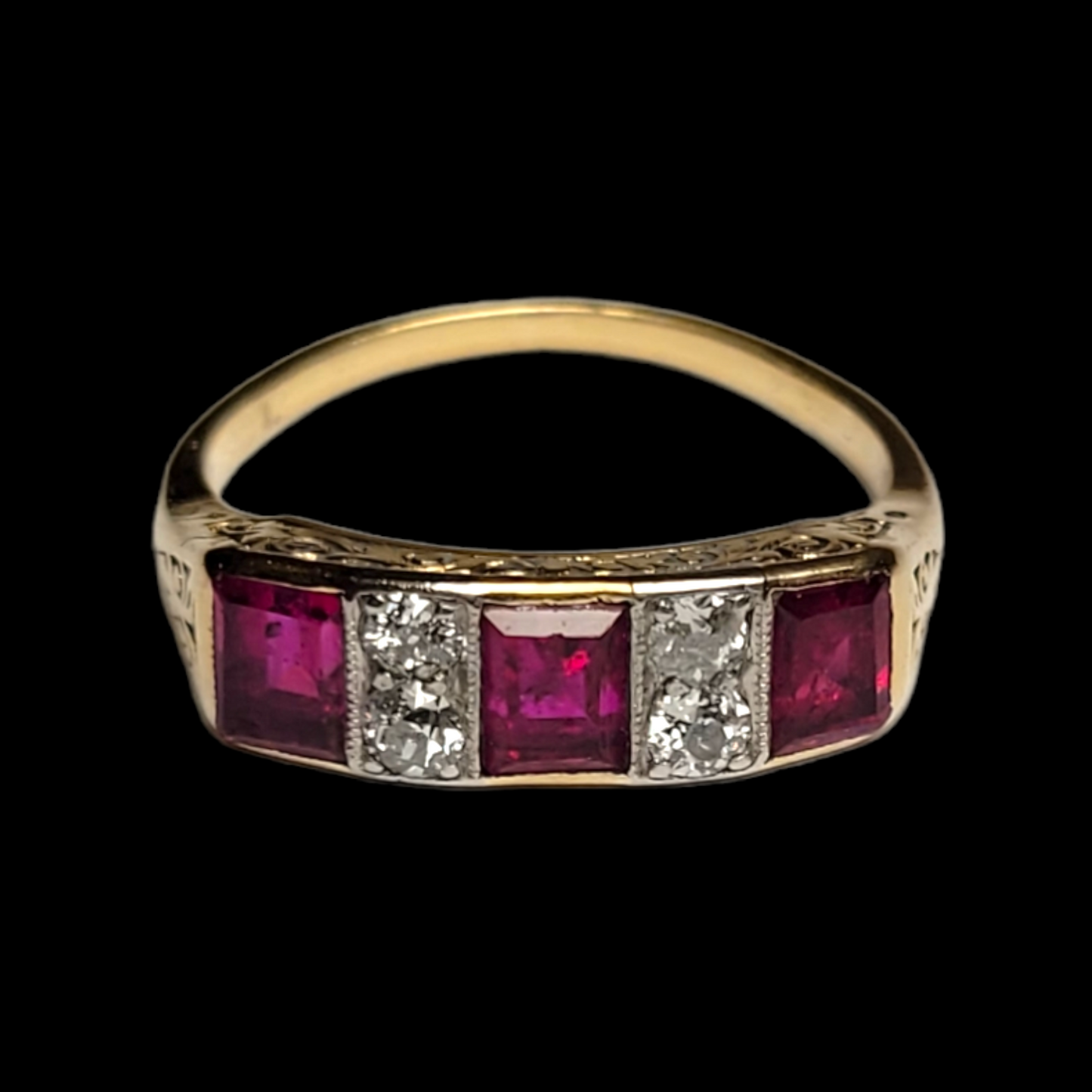 Antique Ruby and diamond ring