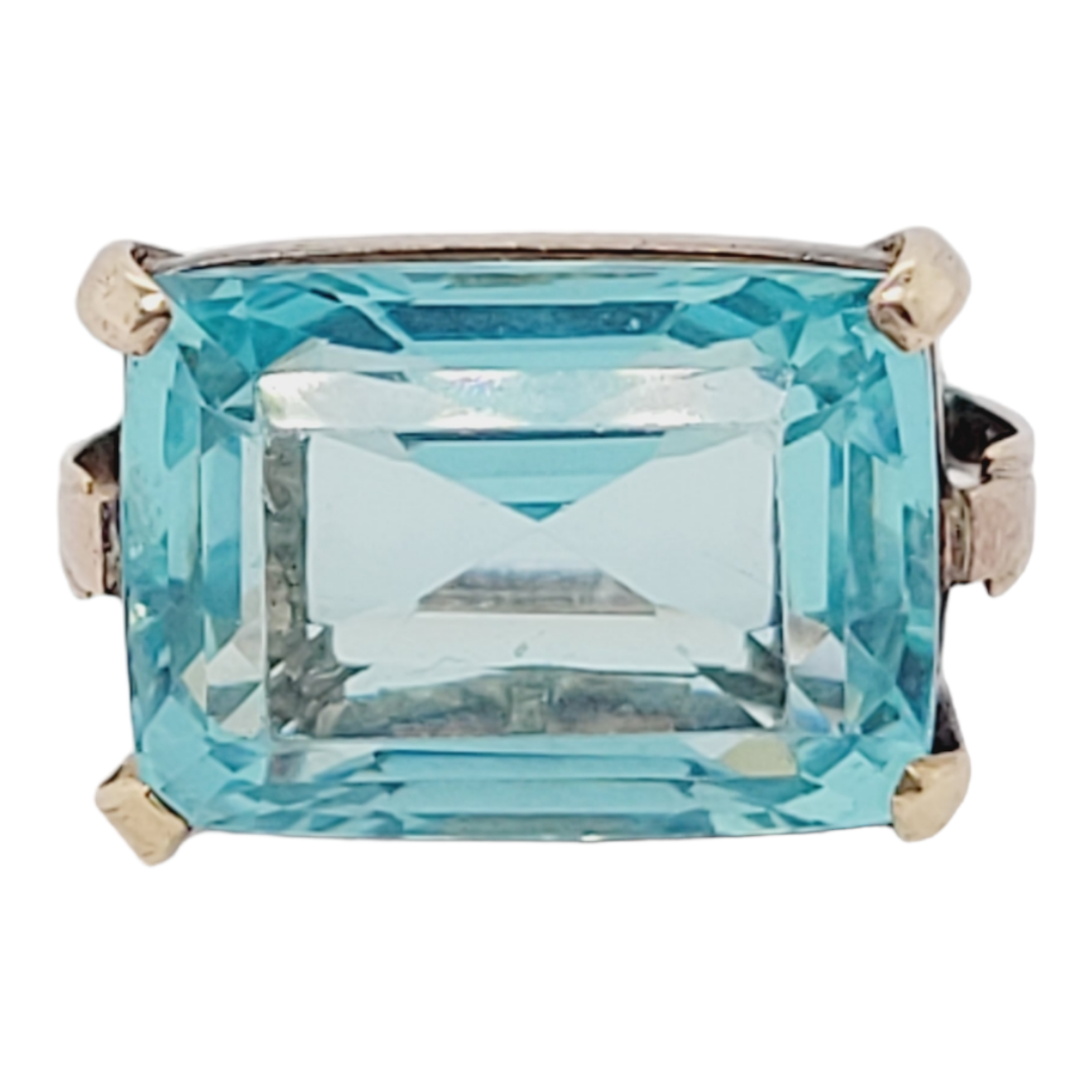 Landscape old material Aquamarine ring
SKU: 6442