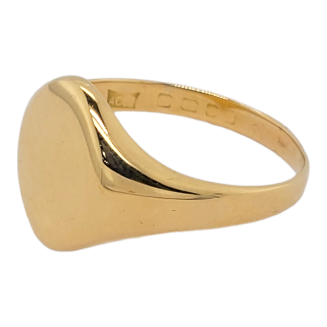 18ct gold signet ring