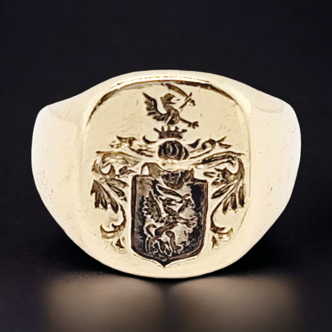 Complicated seal engraved full crest signet ring
SKU: 6696