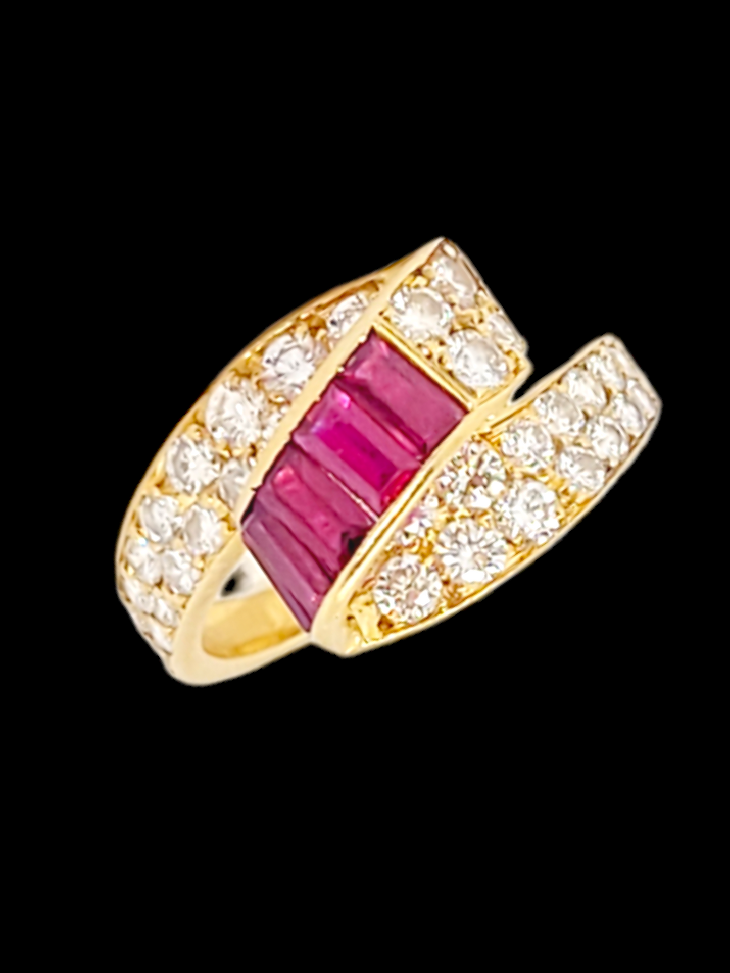 Stylish French ruby and diamond ribbon ring
SKU: 6797
