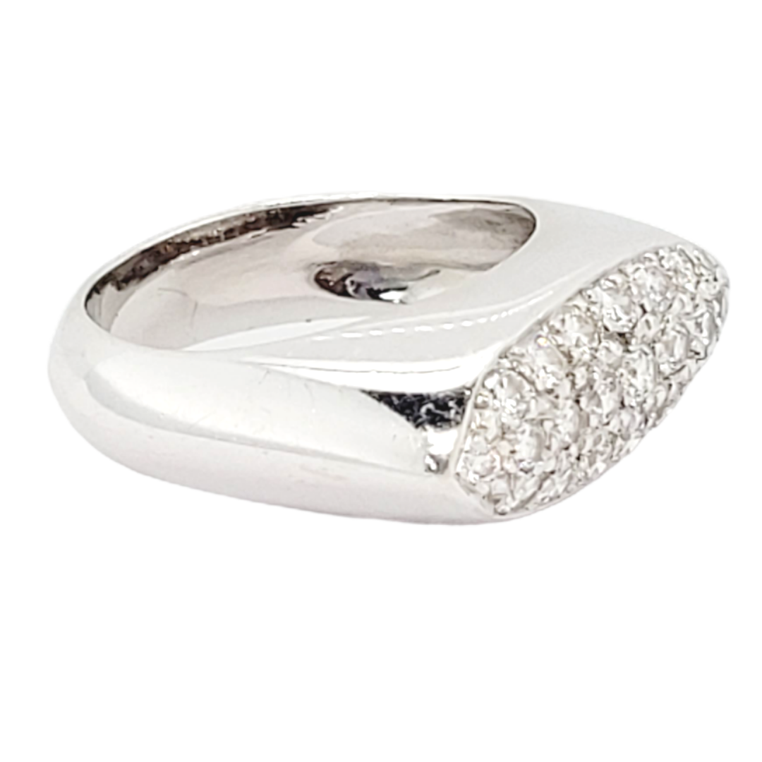 Stylish French pave diamond ring
SKU: 6842