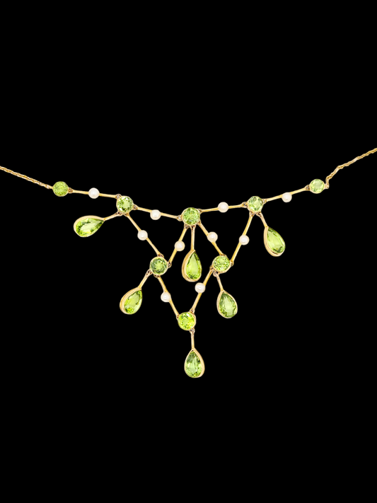 Peridot and Pearl Edwardian gold necklace
SKU: 6881