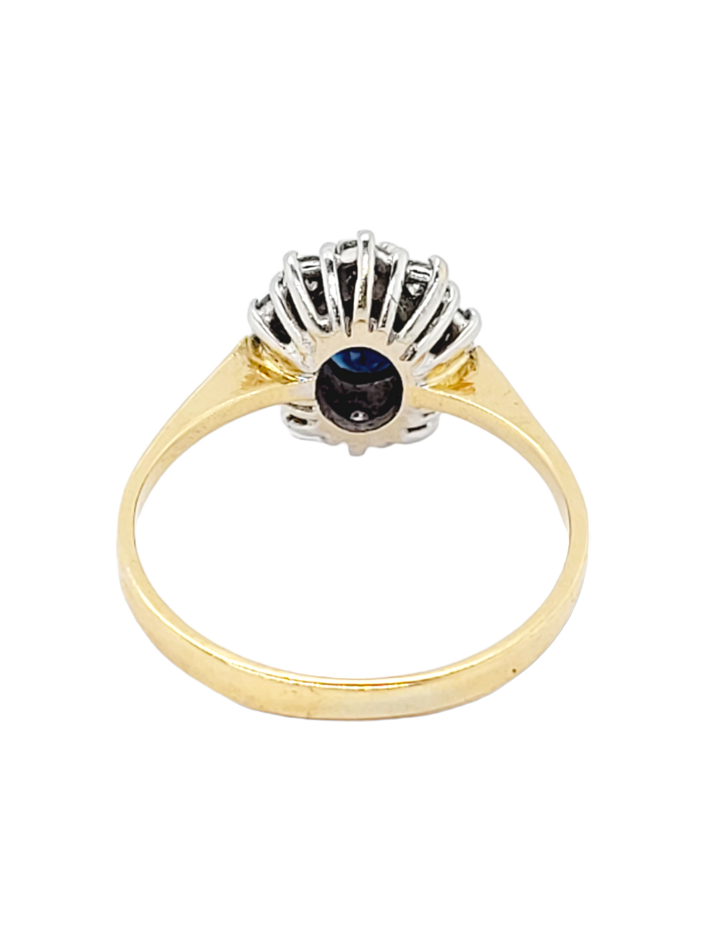 Sapphire and diamond cluster engagement ring
SKU: 6917