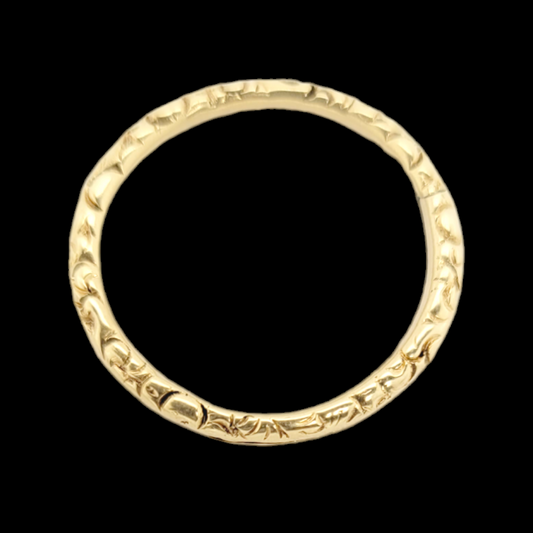 15ct gold engraved split ring
SKU: 7016