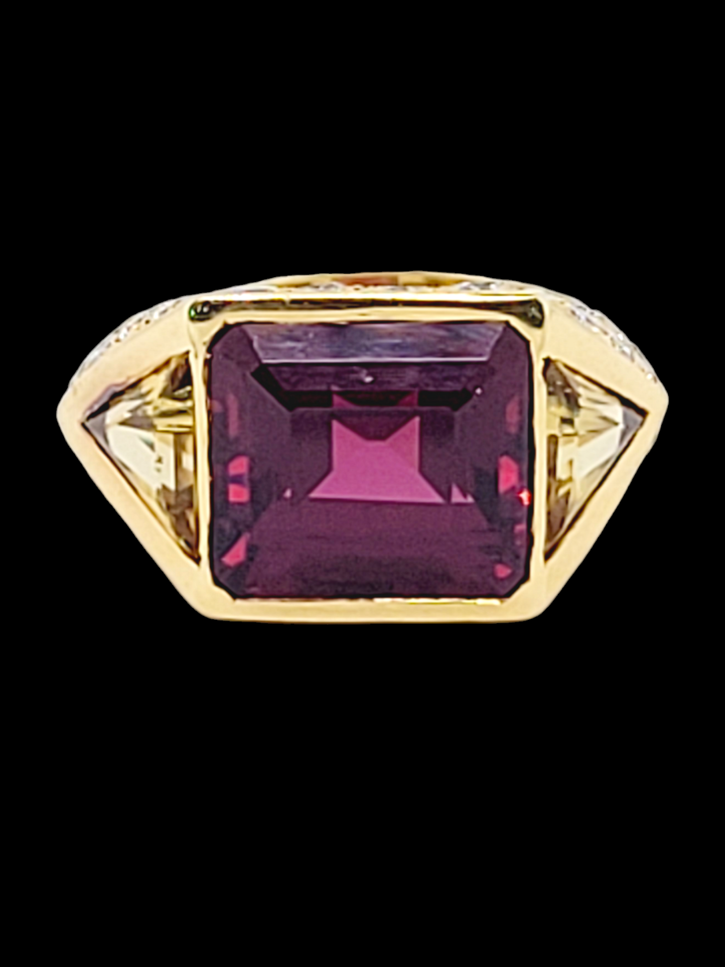 Fine Garnet and diamond cocktail ring by Hammerman Bros. NY
SKU: 7038
