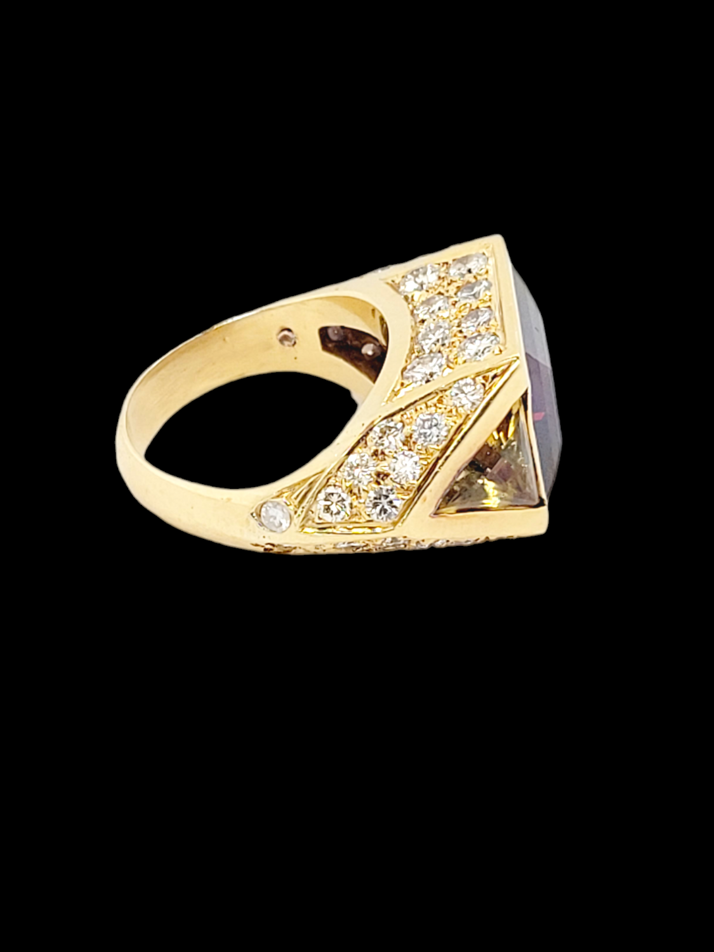 Fine Garnet and diamond cocktail ring by Hammerman Bros. NY
SKU: 7038