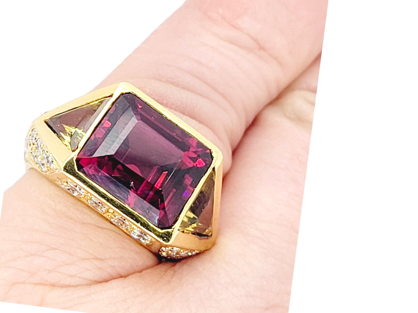 Fine Garnet and diamond cocktail ring by Hammerman Bros. NY
SKU: 7038