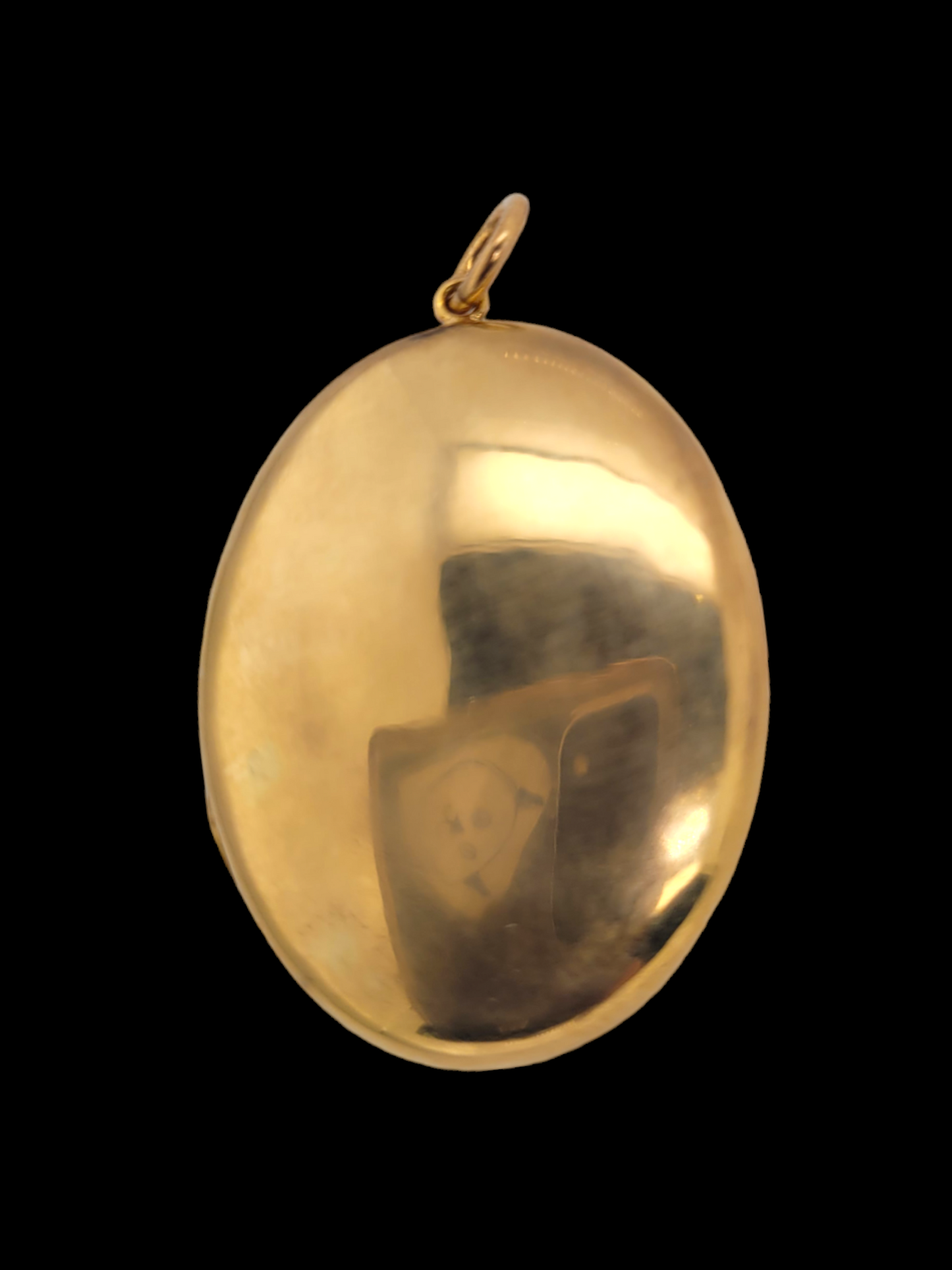 15ct gold oval locket
SKU: 7170