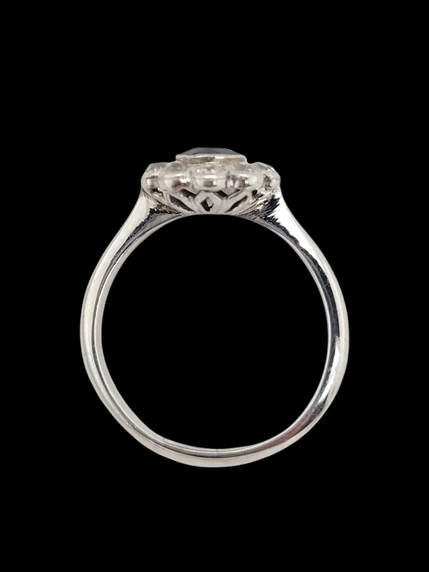 Antique sapphire and diamond daisy cluster ring
SKU: 7223