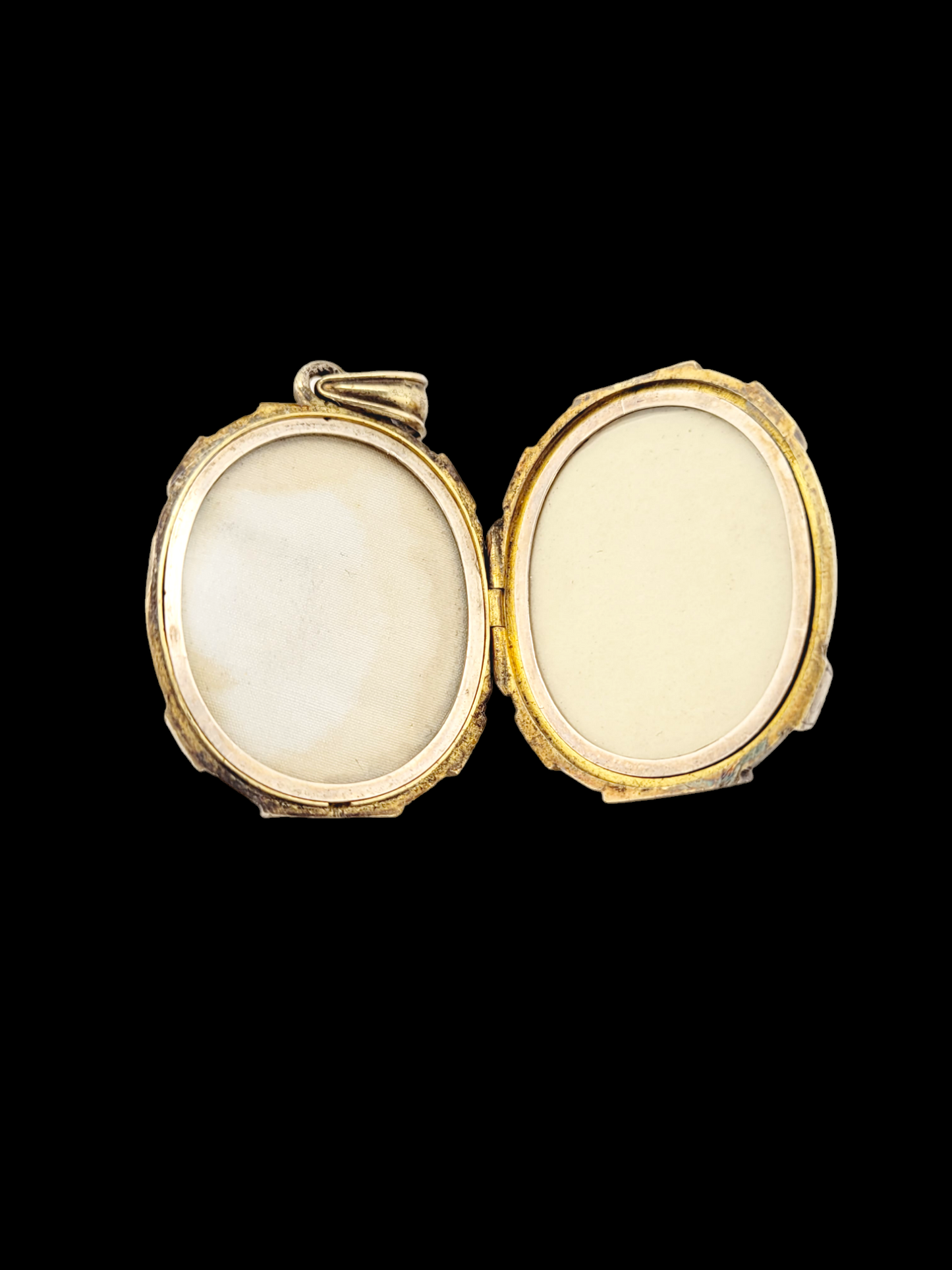 Antique 15ct gold locket
SKU: 7284