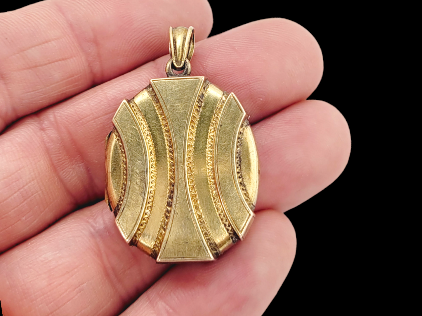 Antique 15ct gold locket
SKU: 7284
