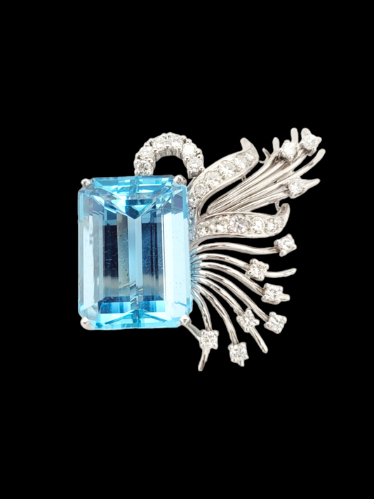 Fine Aquamarine and diamond vintage brooch
SKU: 7346