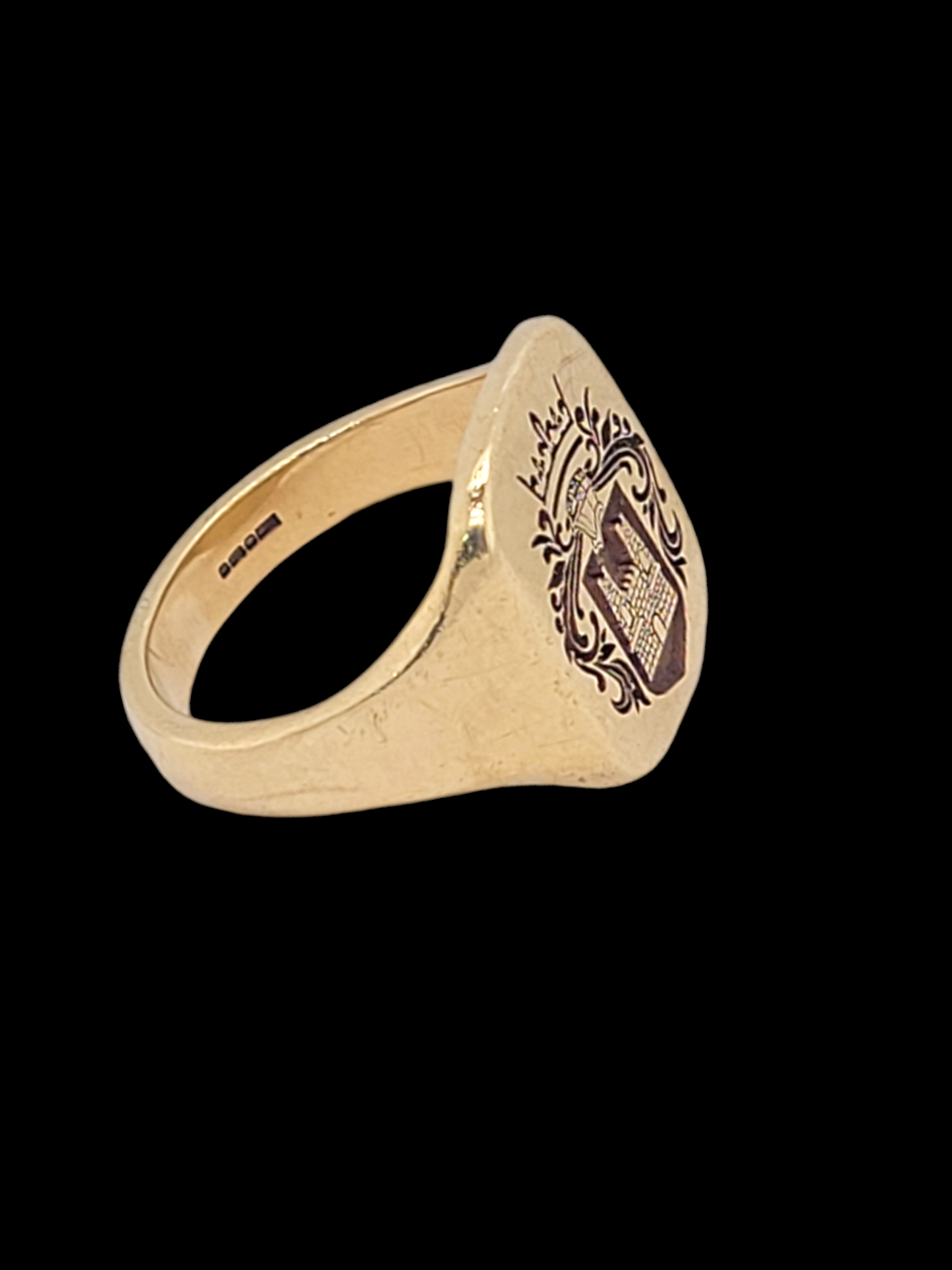 Seal engraved 9ct gold signet ring
SKU: 7471