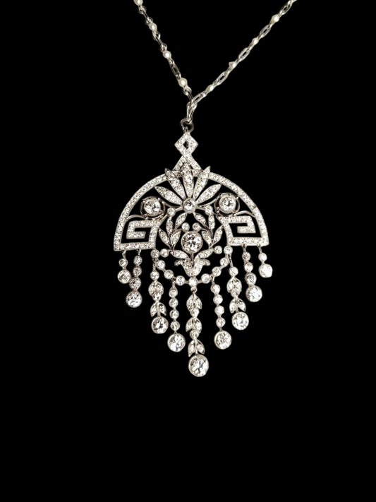 Fine art deco diamond fringe pendant and long pearl chain
SKU: 7511