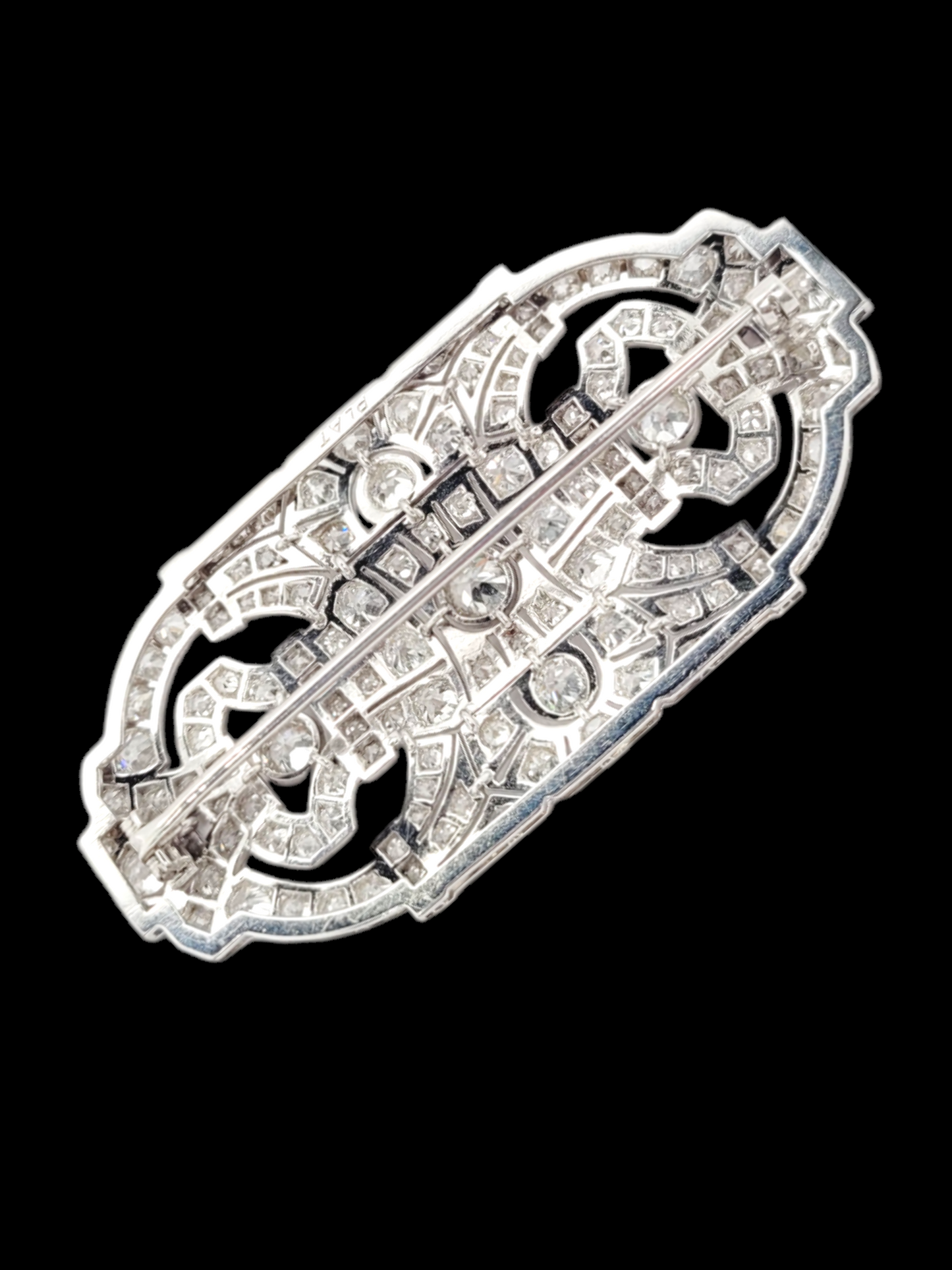 Stylish Art deco geometric diamond brooch
SKU: 7557