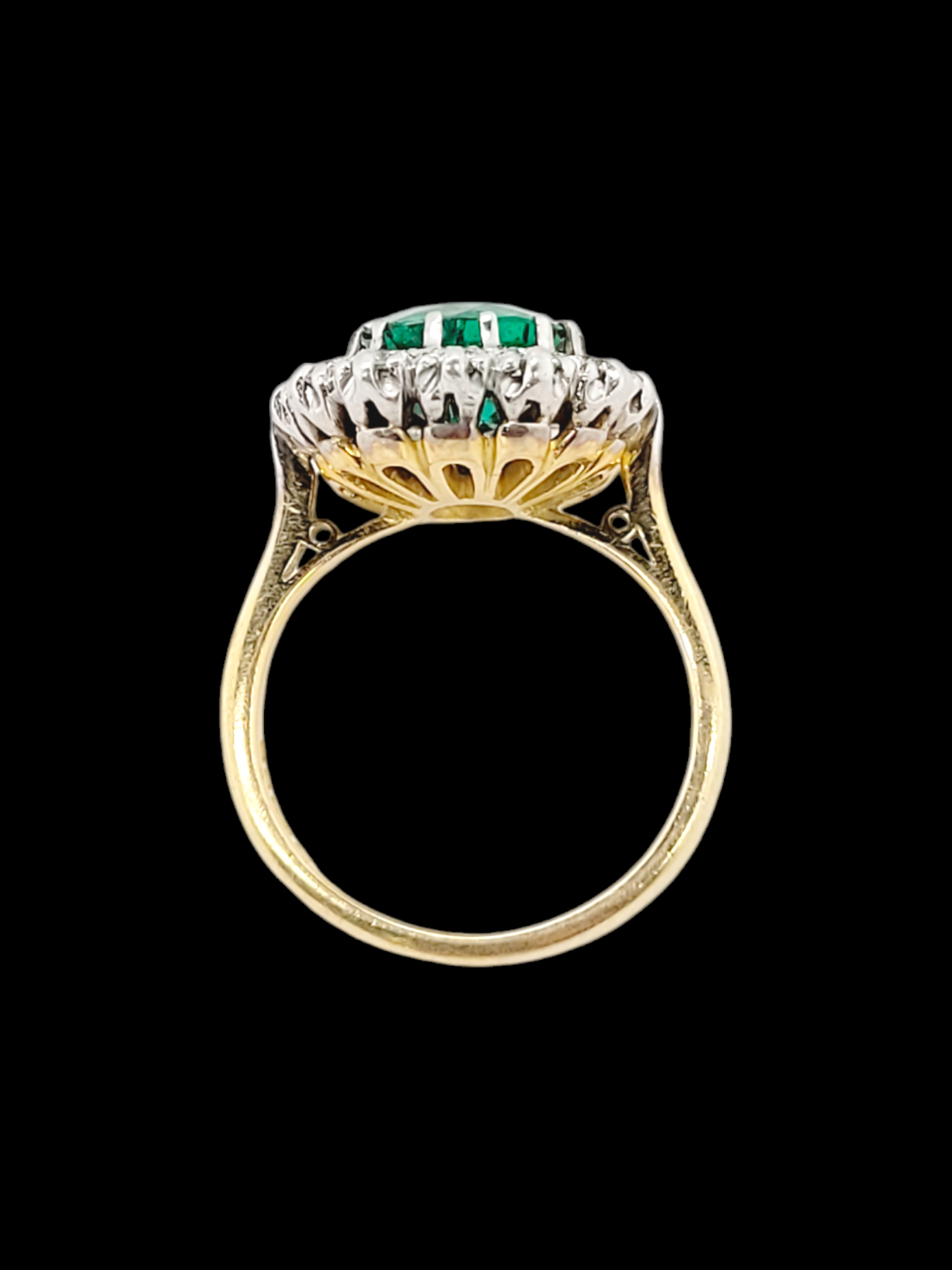 Fabulous emerald and diamond cluster ring
SKU: 7552