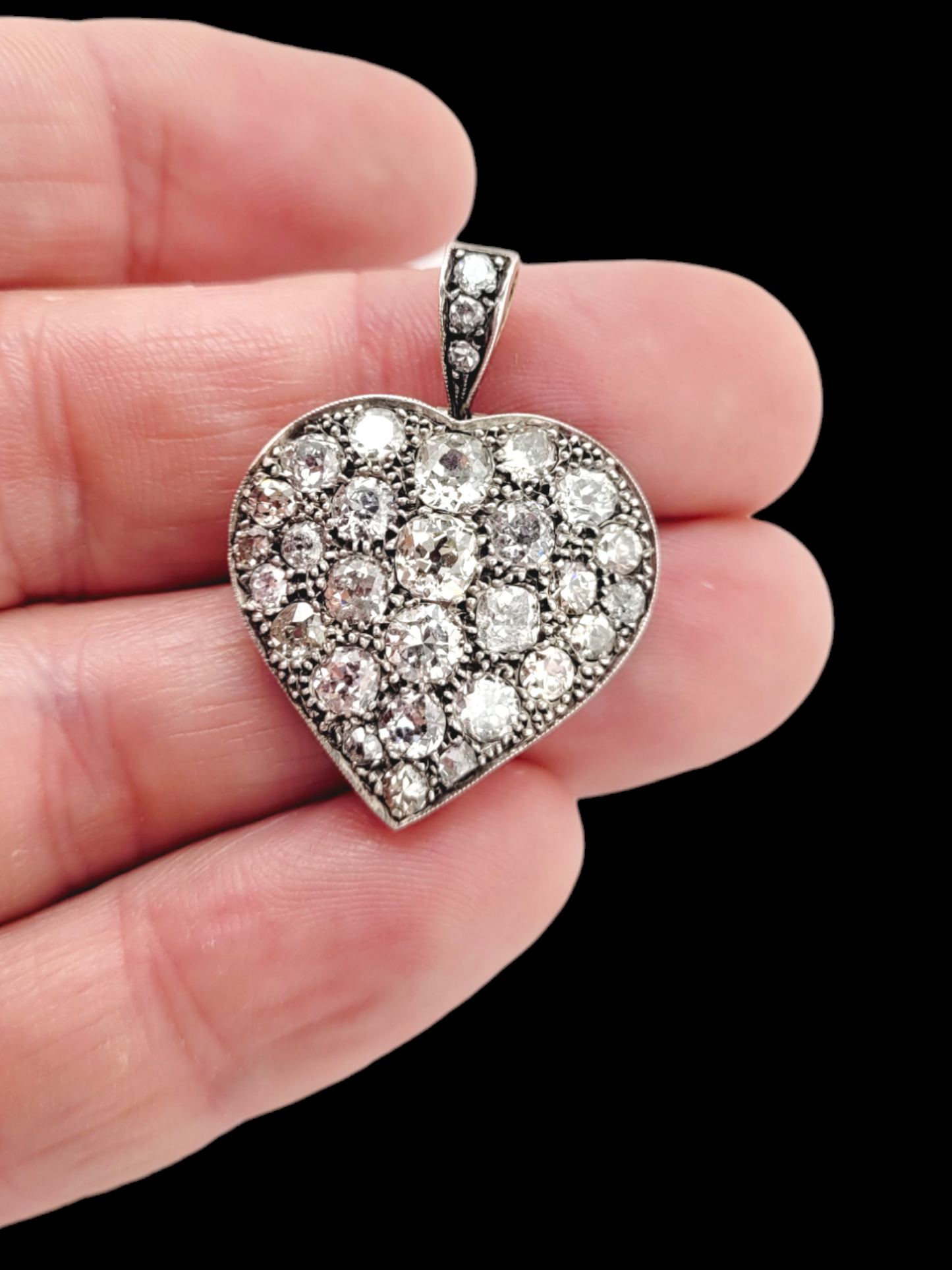 Antique chunky old mine cut diamond heart pendant
SKU: 7636