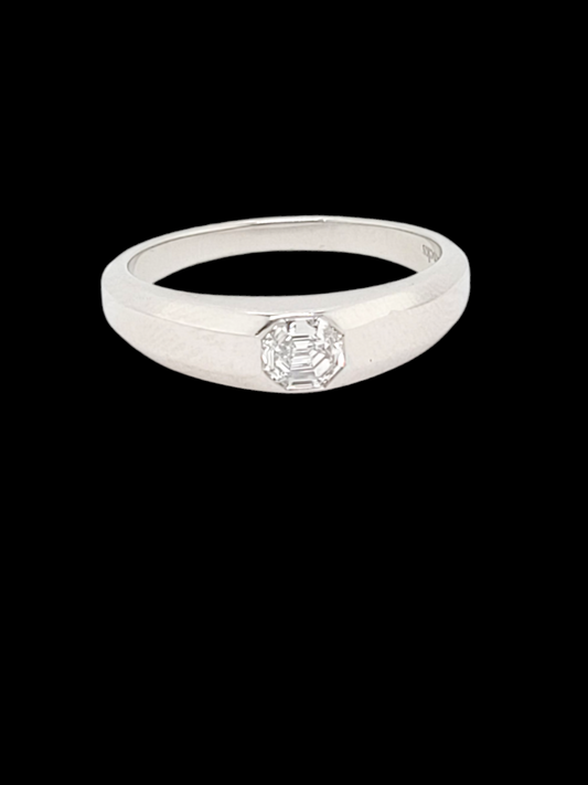 Hancock's Gypsy set Octagonal step cut diamond
SKU: 7680