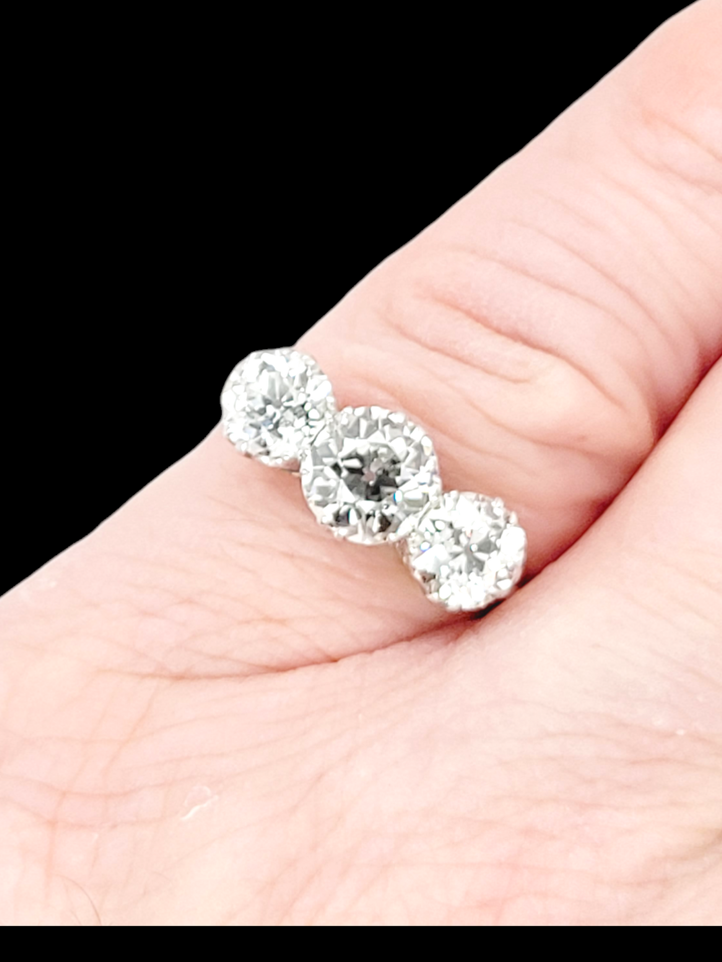 Antique Edwardian old cut diamond trilogy engagement ring
SKU: 7686