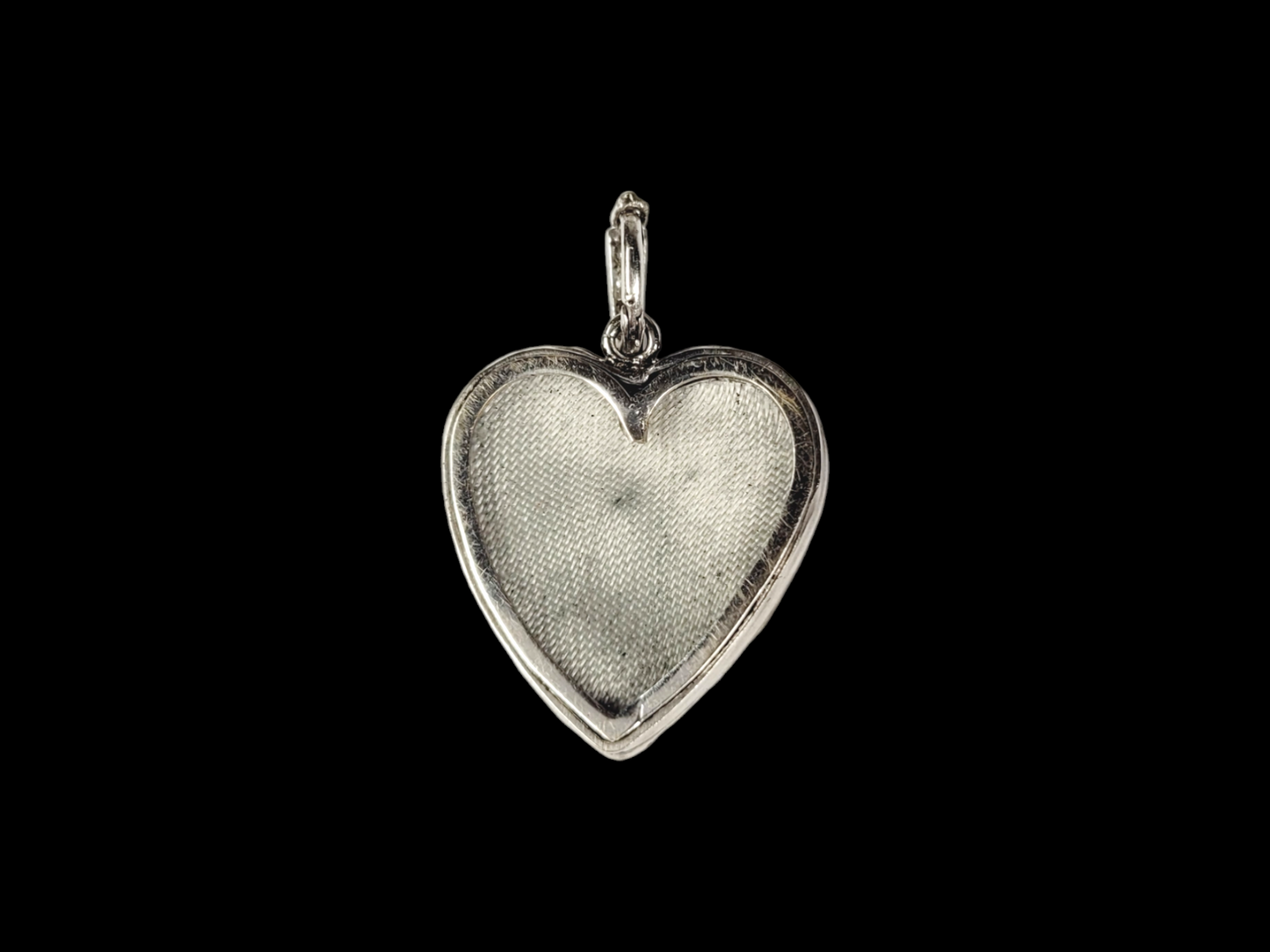 Vintage diamond pave heart pendant
SKU: 7731
