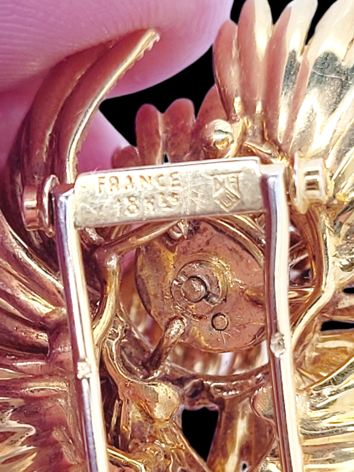 Stylish French 1960's 18ct gold and diamond flower
SKU: 7756