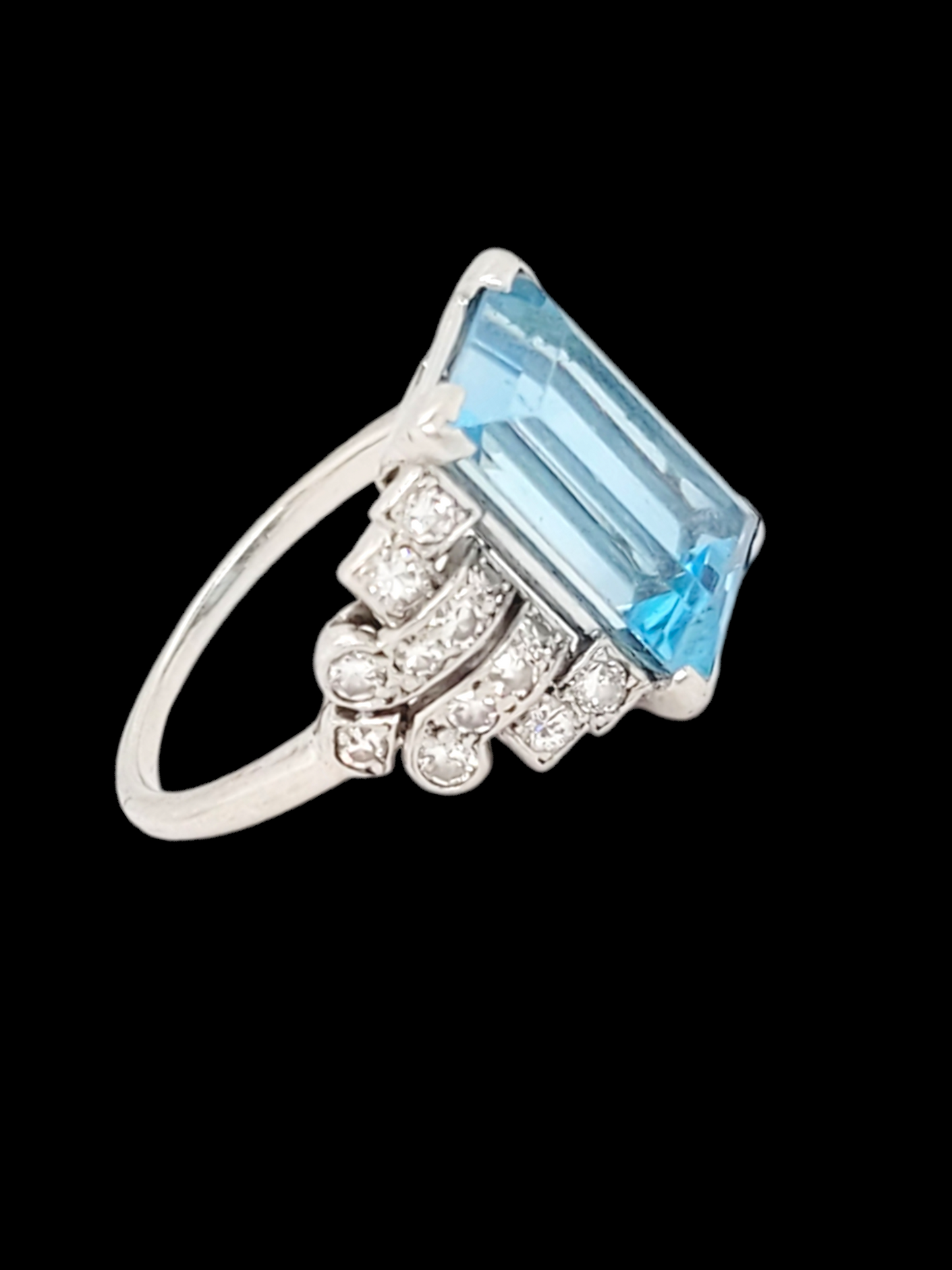 Art deco aquamarine dress ring
SKU: 7746