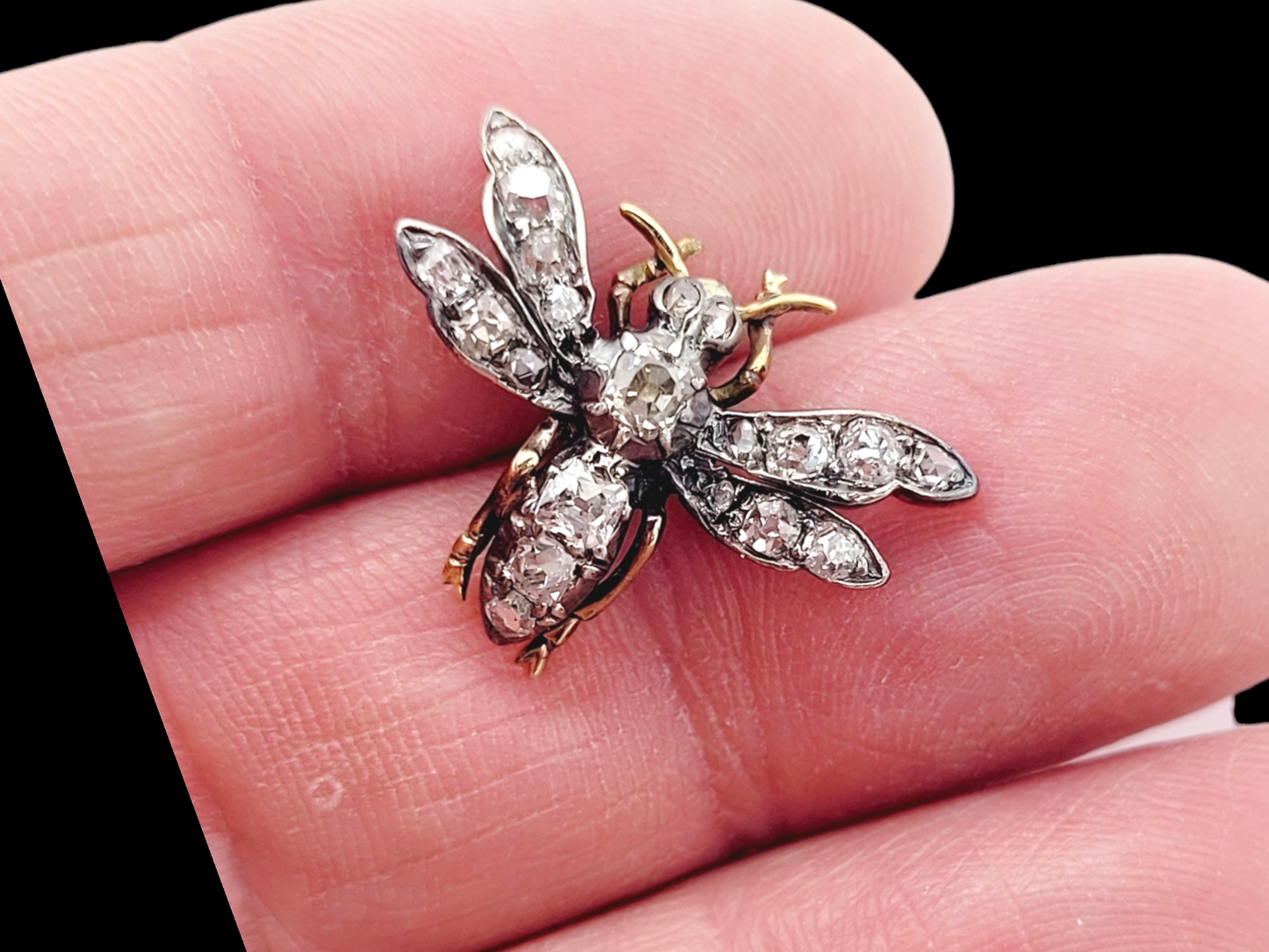 Antique diamond bug pendant
SKU: 7776