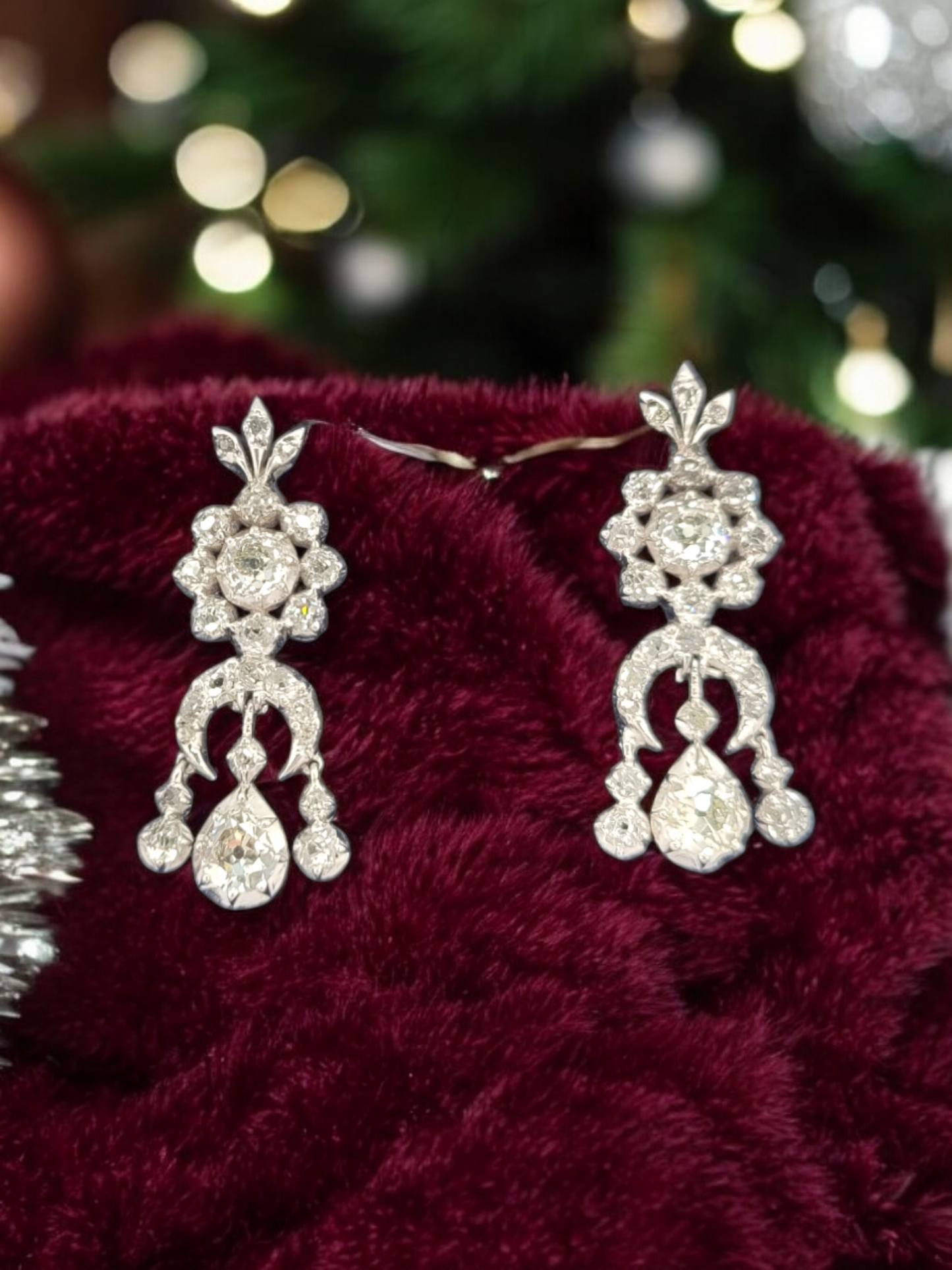 Antique diamond drop earrings
SKU: 7845