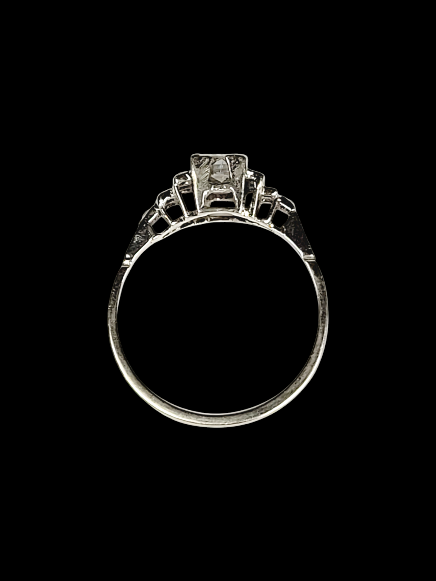 Art deco diamond engagement ring
SKU: 7860