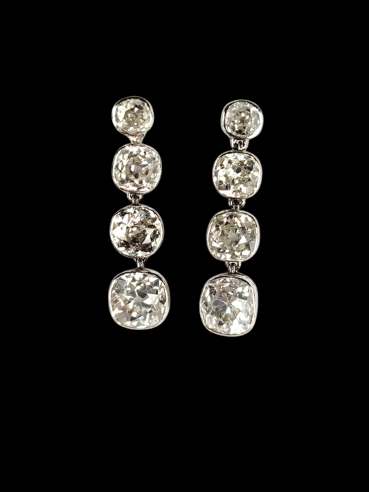 Chunky old mine cut diamond drop earrings
SKU: 7865