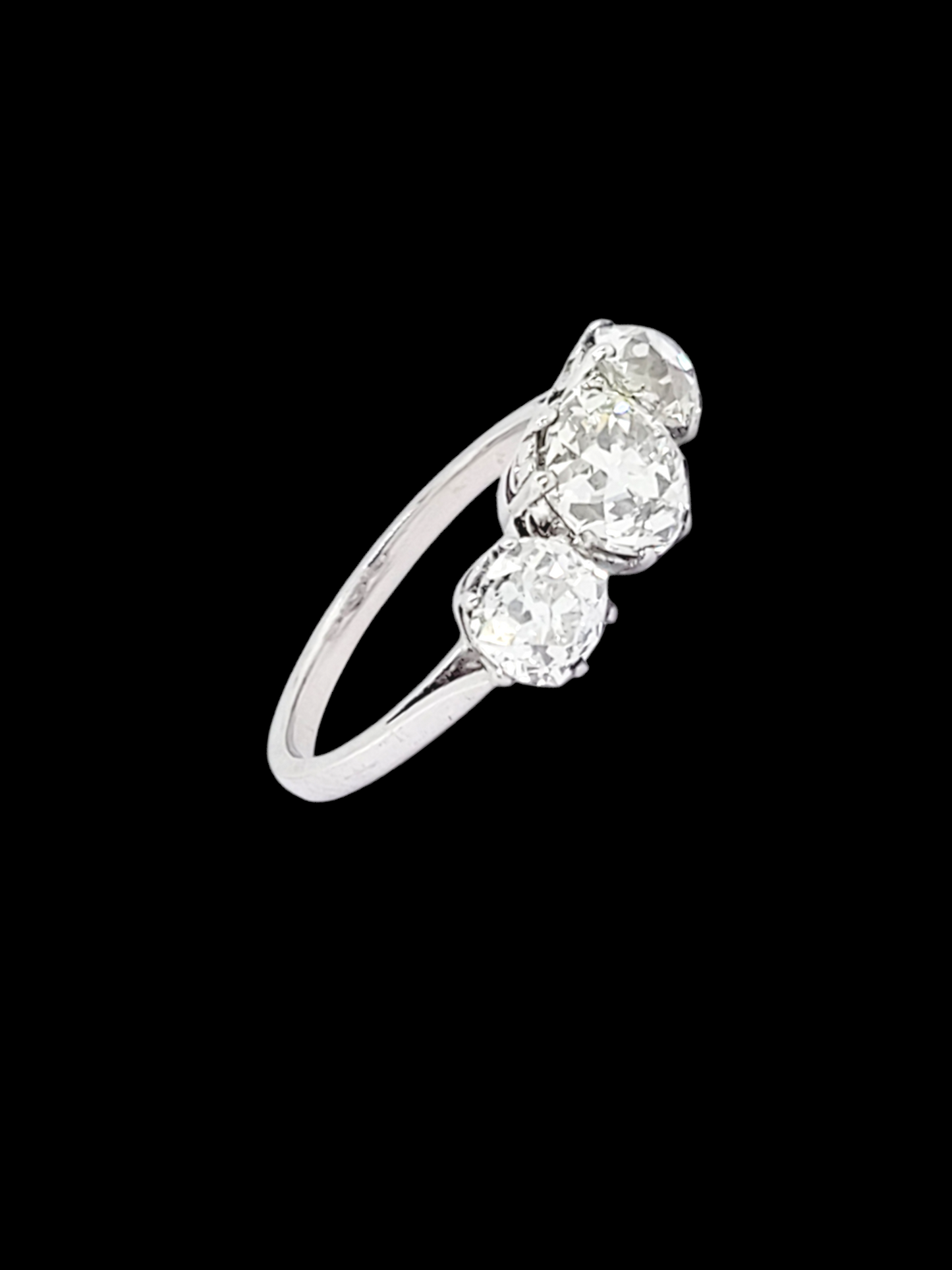 Beautiful old cut diamond trilogy engagement ring
SKU: 7896