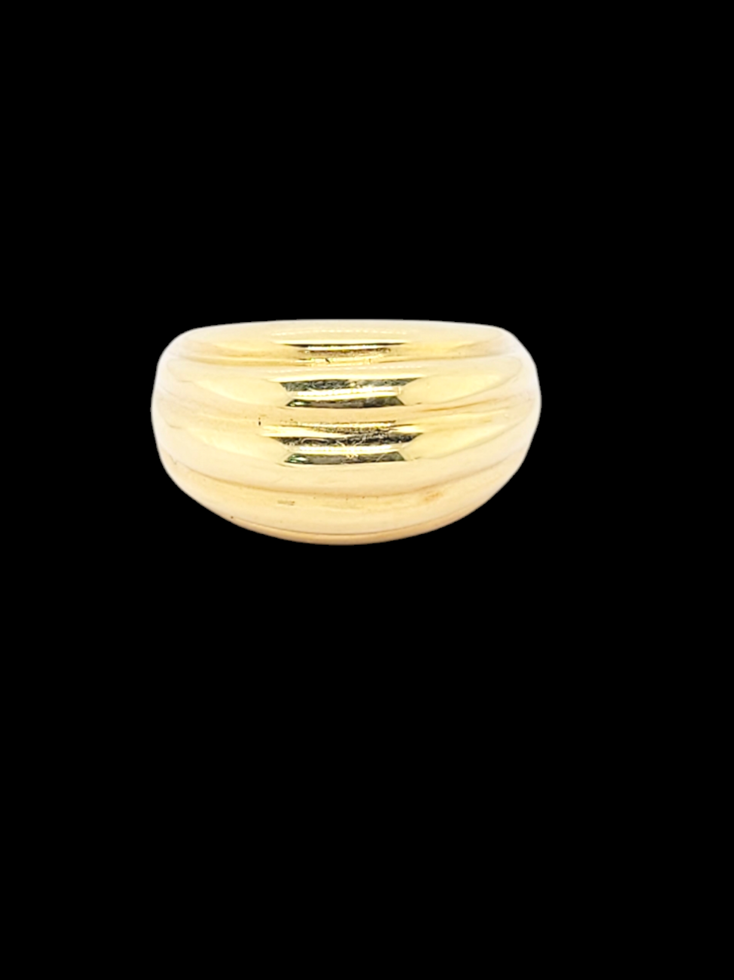 Vintage 18ct yellow gold landscape ribbed day ring
SKU: 7906