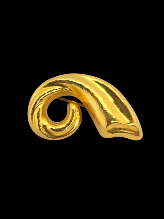 LALAoUNIS vintage 18ct gold iconic brooch
SKU: 7907