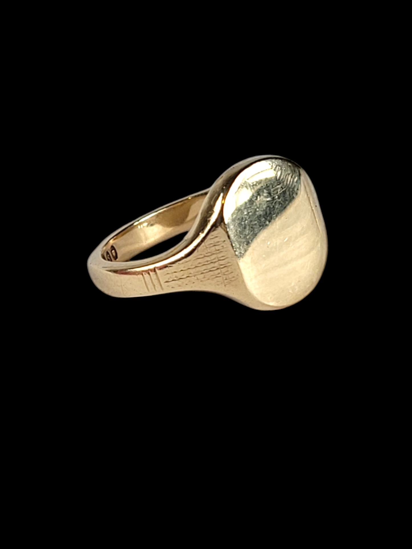 9ct gold signet ring
SKU: 7904