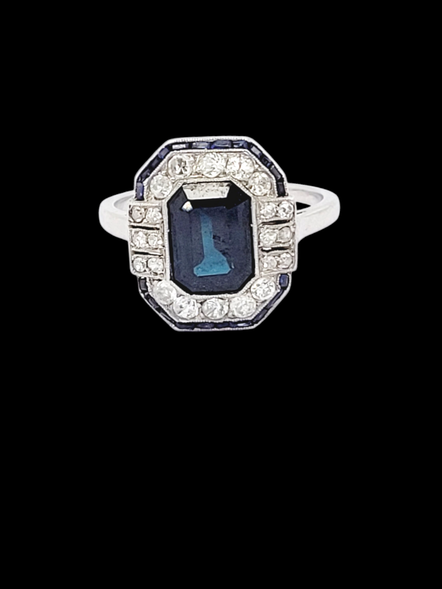 Art deco sapphire and diamond engagement ring
SKU: 7923